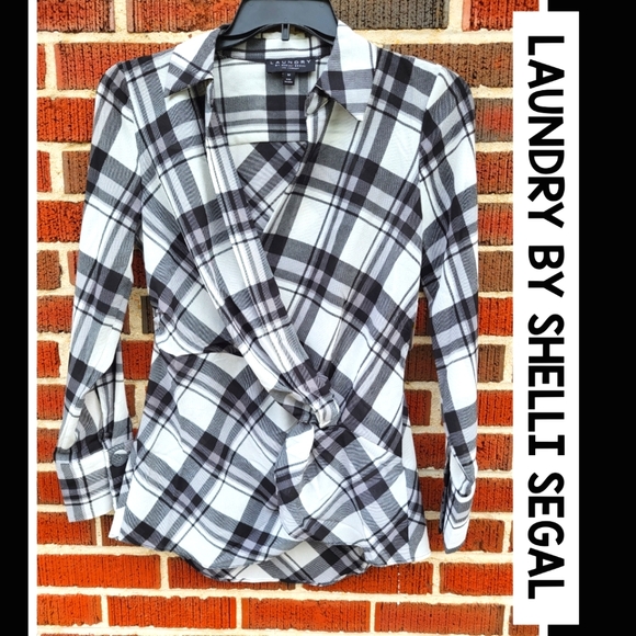 Laundry By Shelli Segal Tops - ••Laundry by Shelli Segal Blouse••